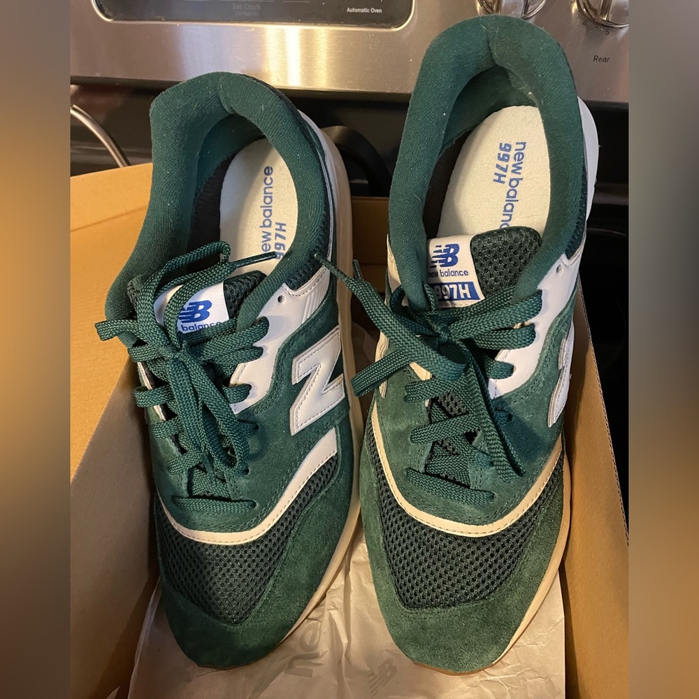 New Balance Sneakers